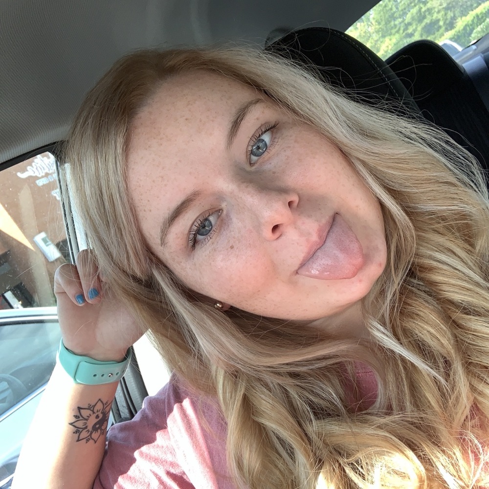 Meet your Posher, Jada